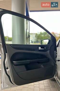 Универсал Ford Focus 2005 в 