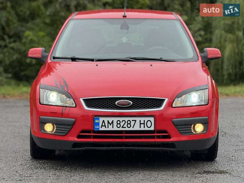 Хетчбек Ford Focus 2005 в Кореці фото 9 Хетчбек Ford Focus 2005 в Кореці