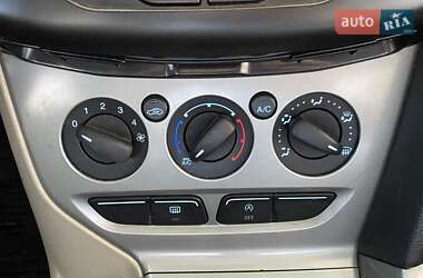 Универсал Ford Focus 2011 в 