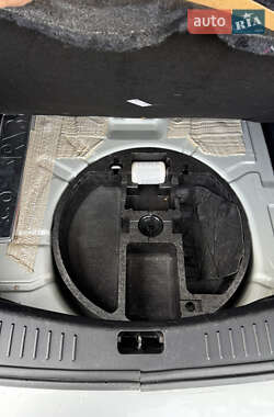 Хэтчбек Ford Focus 2010 в 