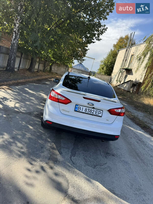 Седан Ford Focus 2013 в Лубнах