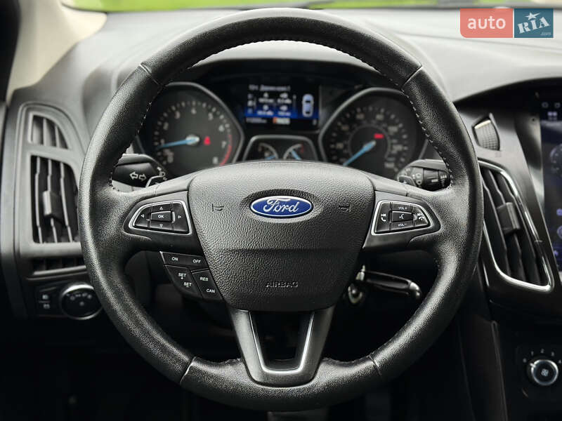 Хэтчбек Ford Focus 2015 в Днепре фото 9 Хэтчбек Ford Focus 2015 в Днепре