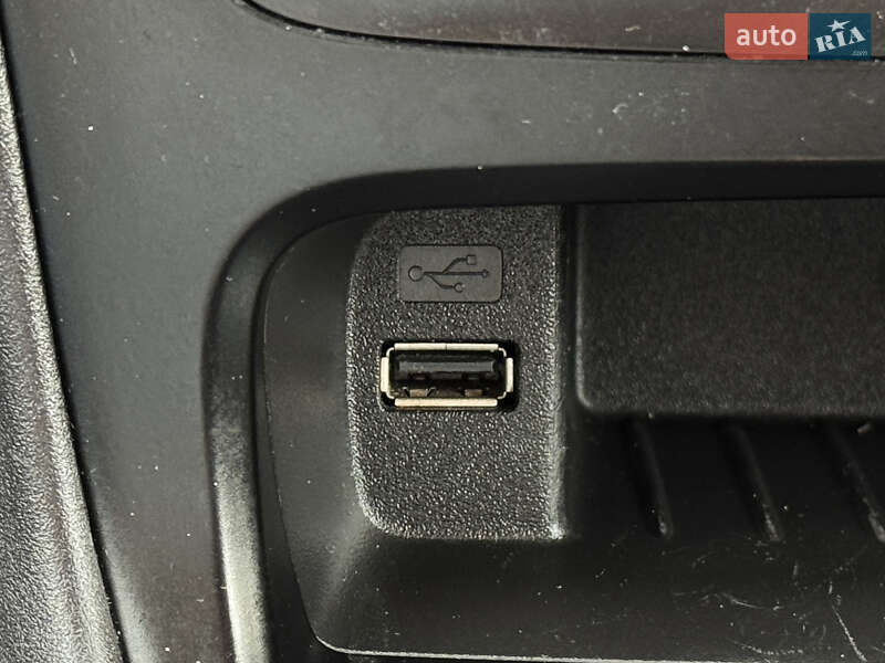 Хэтчбек Ford Focus 2015 в Днепре фото 31 Хэтчбек Ford Focus 2015 в Днепре