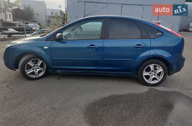 Хэтчбек Ford Focus 2007 в 