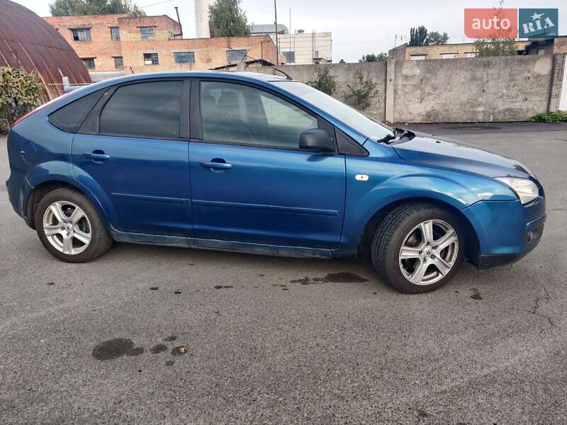 Хэтчбек Ford Focus 2007 в Киеве