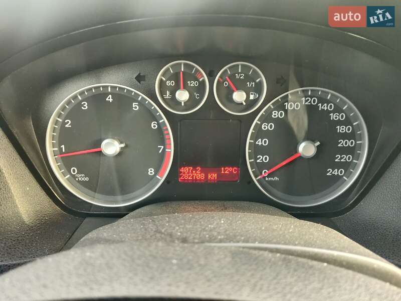 Хэтчбек Ford Focus 2007 в Киеве