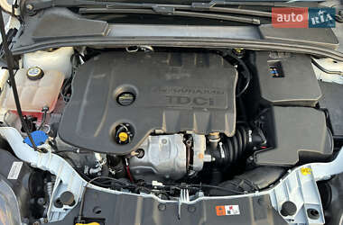Универсал Ford Focus 2013 в 