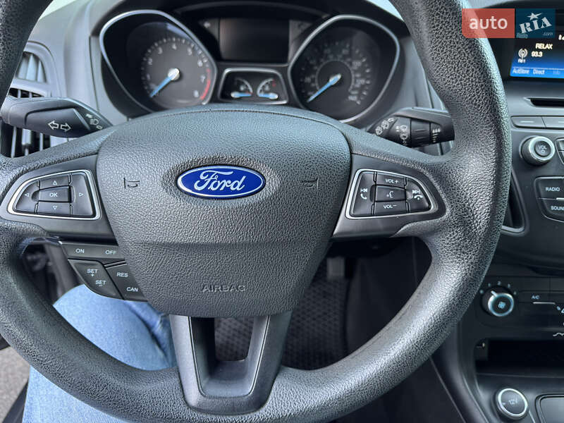 Хэтчбек Ford Focus 2015 в Львове