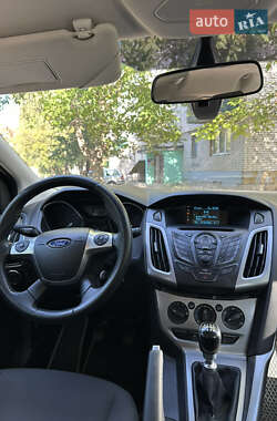 Универсал Ford Focus 2014 в 