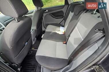 Универсал Ford Focus 2010 в 