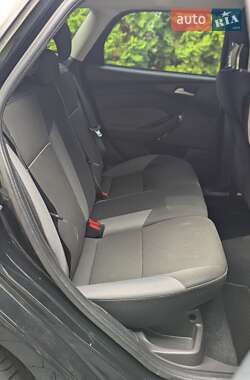 Универсал Ford Focus 2011 в 