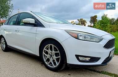 Седан Ford Focus 2015 в 