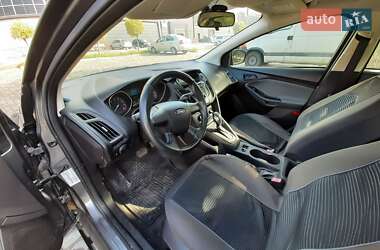Седан Ford Focus 2011 в 
