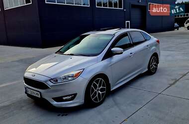 Седан Ford Focus 2015 в 