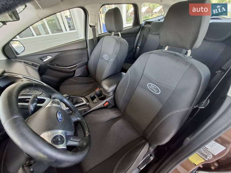 Универсал Ford Focus 2014 в Николаеве фото 17 Универсал Ford Focus 2014 в Николаеве
