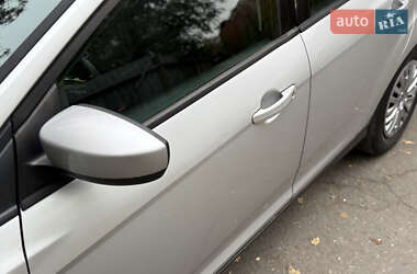 Седан Ford Focus 2011 в 