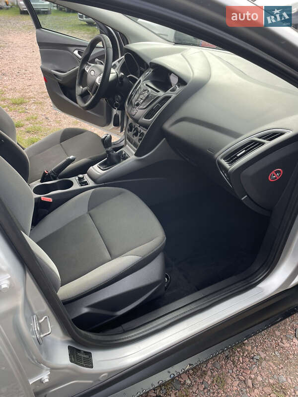 Универсал Ford Focus 2011 в Луцке