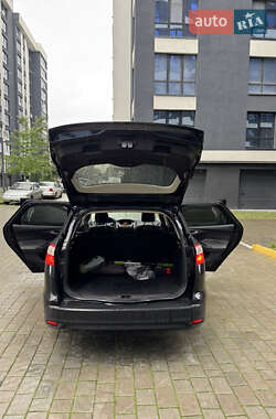Универсал Ford Focus 2012 в 