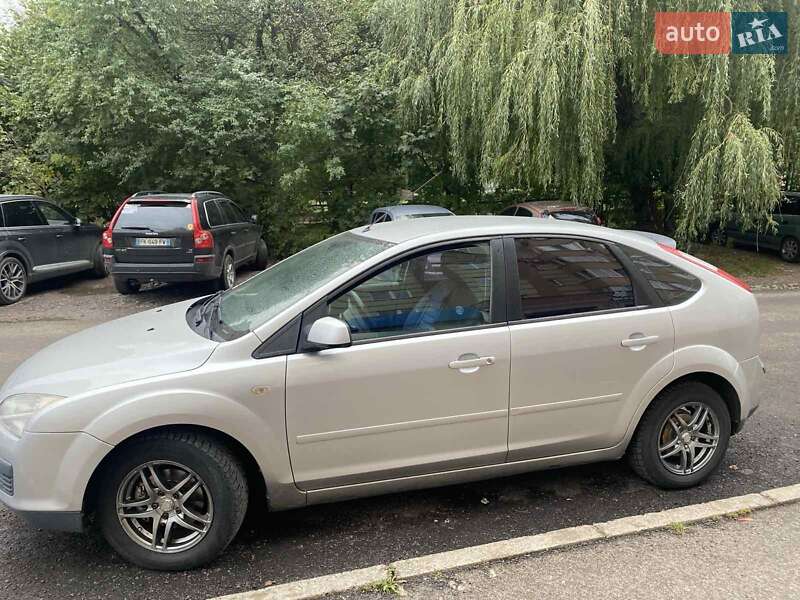Хэтчбек Ford Focus 2007 в Ровно фото 2 Хэтчбек Ford Focus 2007 в Ровно