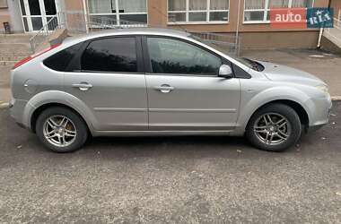 Хэтчбек Ford Focus 2007 в 