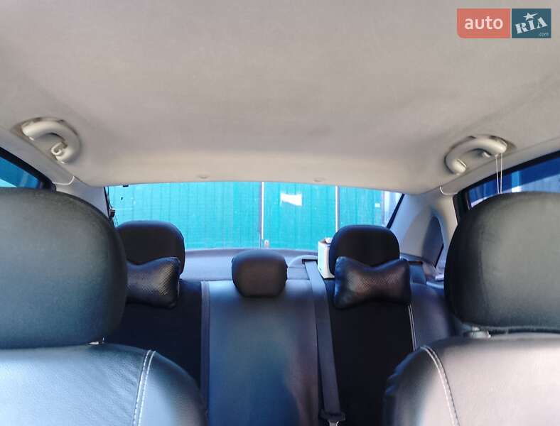 Седан Ford Focus 2004 в Кропивницком фото 15 Седан Ford Focus 2004 в Кропивницком