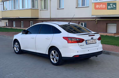 Седан Ford Focus 2012 в 