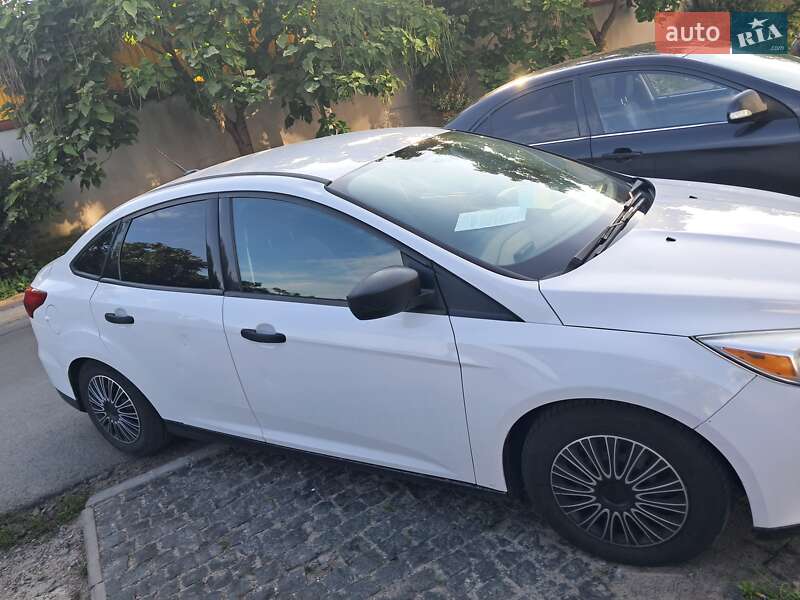 Седан Ford Focus 2015 в Софіївській Борщагівці фото 2 Седан Ford Focus 2015 в Софіївській Борщагівці