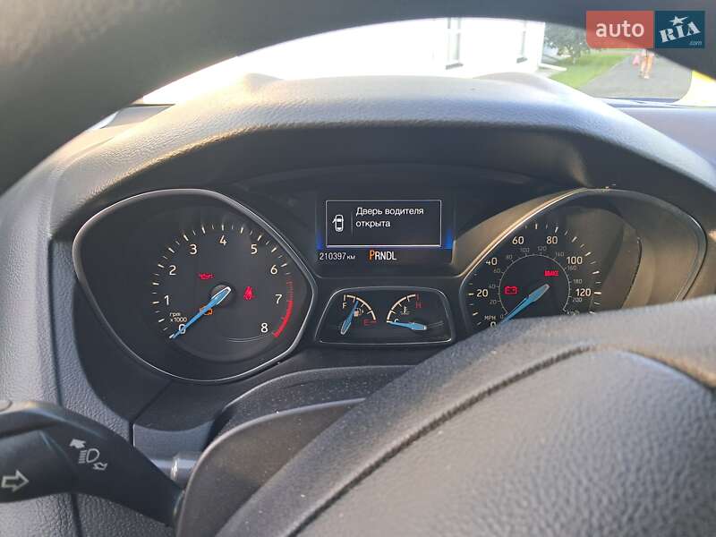 Седан Ford Focus 2015 в Софіївській Борщагівці фото 5 Седан Ford Focus 2015 в Софіївській Борщагівці