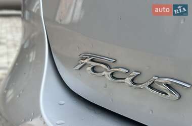 Седан Ford Focus 2017 в 