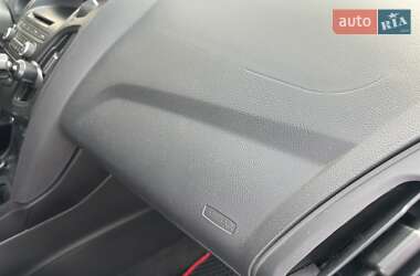 Седан Ford Focus 2017 в 