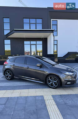 Хэтчбек Ford Focus 2017 в 