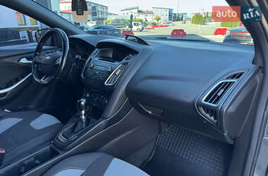 Хэтчбек Ford Focus 2017 в 