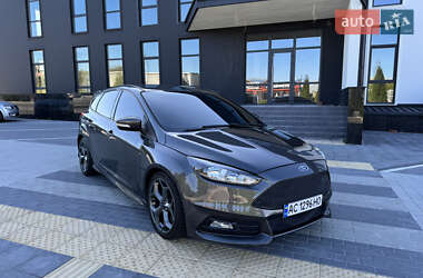 Хэтчбек Ford Focus 2017 в 