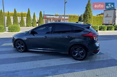 Хэтчбек Ford Focus 2017 в 