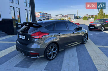 Хэтчбек Ford Focus 2017 в 