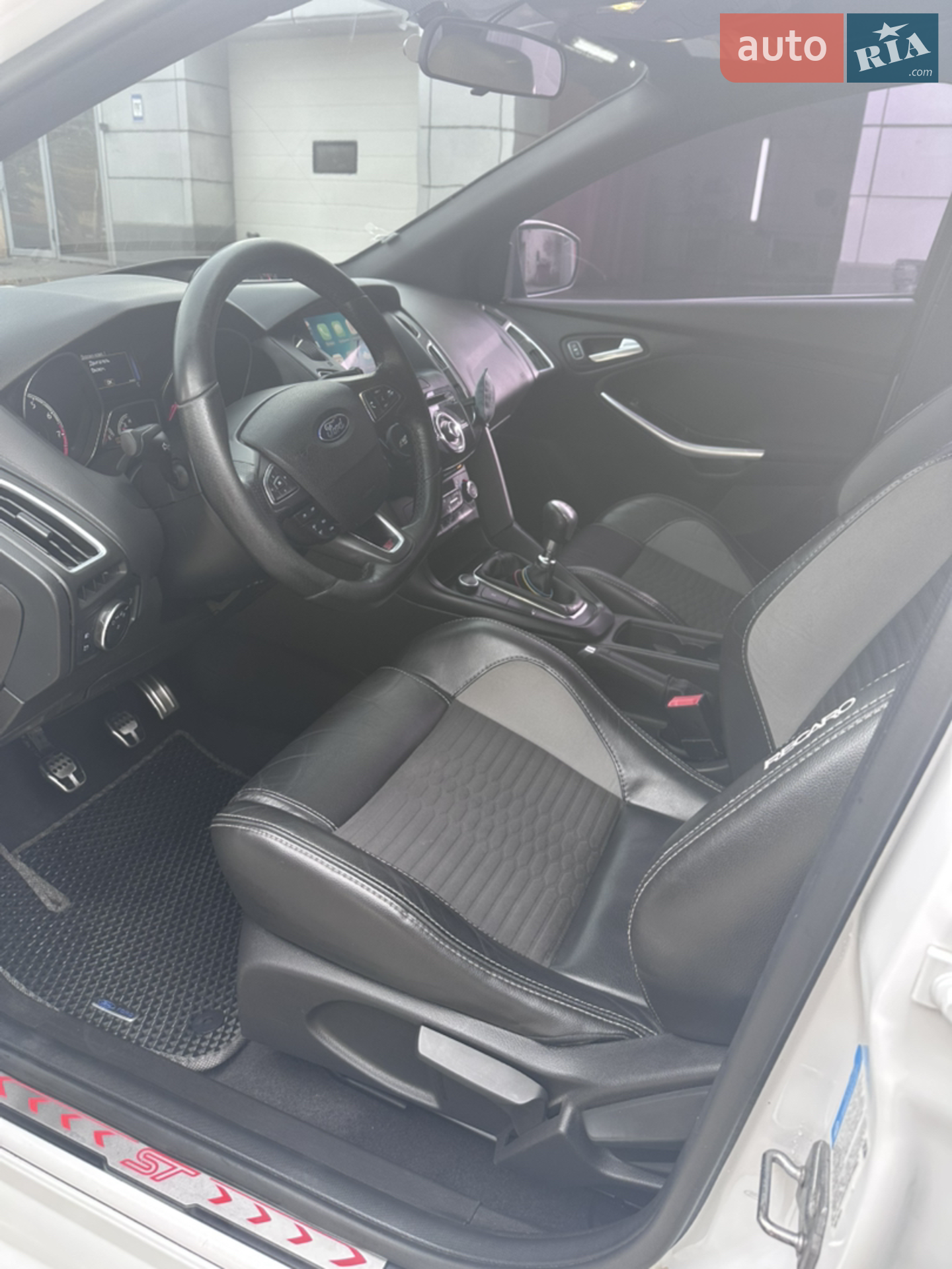 2016 Ford Focus - мініатюра 15