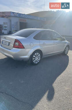Седан Ford Focus 2010 в 