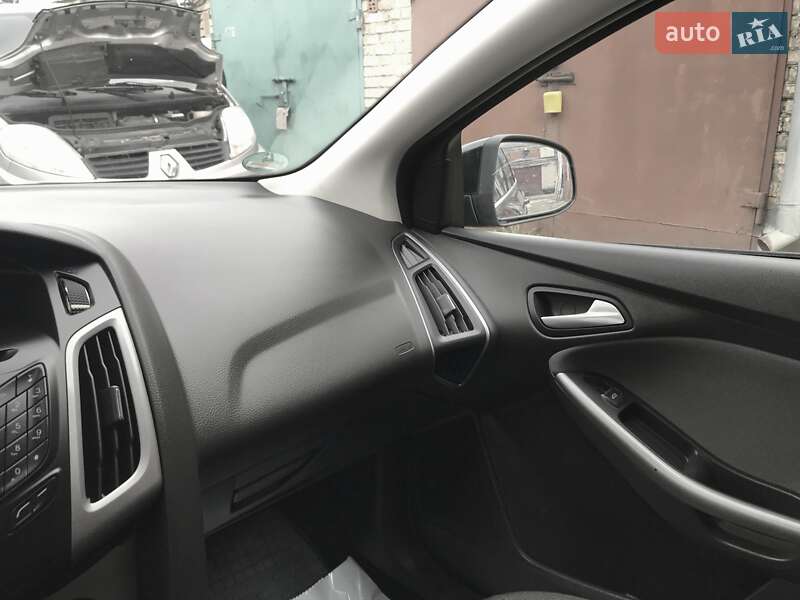Универсал Ford Focus 2011 в Луцке