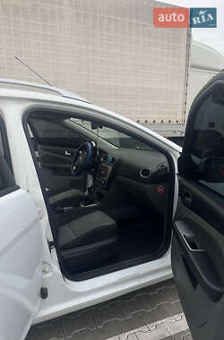 Універсал Ford Focus 2010 в 