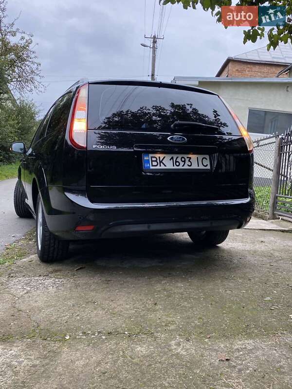 Універсал Ford Focus 2010 в Трускавці
