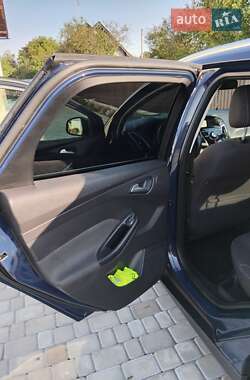 Универсал Ford Focus 2012 в 