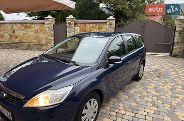 Универсал Ford Focus 2010 в 