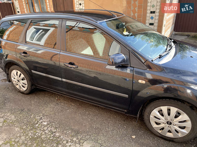 Универсал Ford Focus 2007 в Полонном