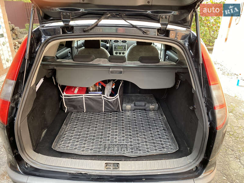 Универсал Ford Focus 2007 в Полонном