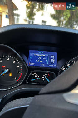 Хэтчбек Ford Focus 2013 в 
