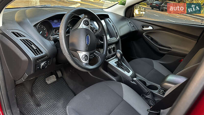 Хэтчбек Ford Focus 2013 в Беляевке
