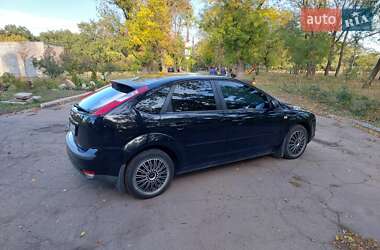 Хэтчбек Ford Focus 2007 в 