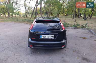 Хэтчбек Ford Focus 2007 в 