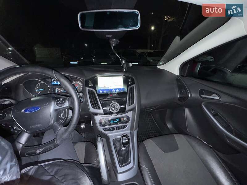 Хэтчбек Ford Focus 2011 в Чубинском фото 19 Хэтчбек Ford Focus 2011 в Чубинском