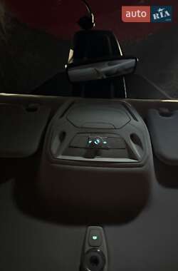 Хэтчбек Ford Focus 2011 в 